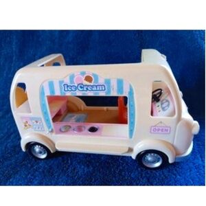 Calico Critters Sylvania Family Ice Cream Van Truck